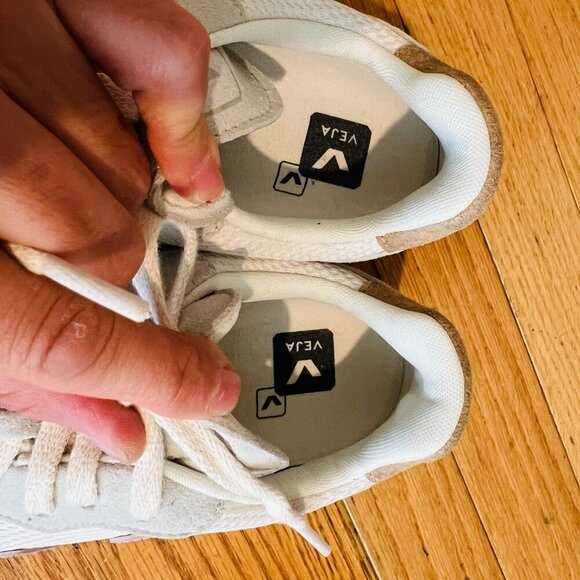 VEJA Women's SDU Low Top Sneakers Size US 8 BRAND NEW - Picture 11 of 16